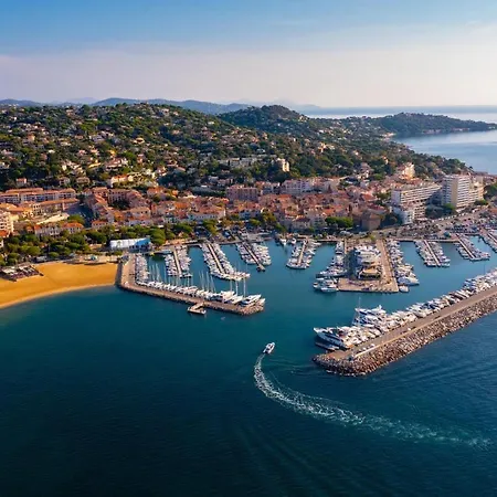 Azurea Semesterbostad *